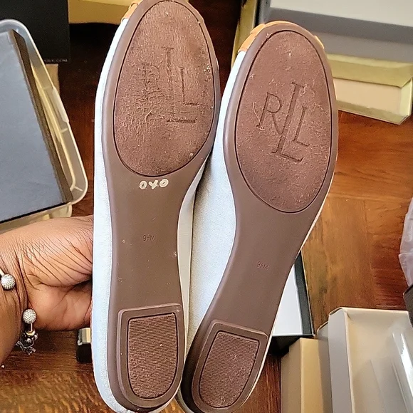 Lauren Ralph Lauren Flats - Picture 4 of 6